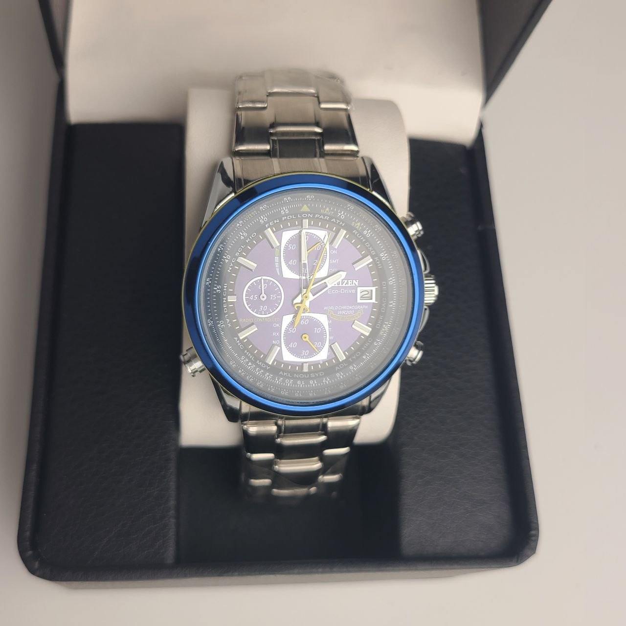 CITIZEN Eco-Drive World Chronographe